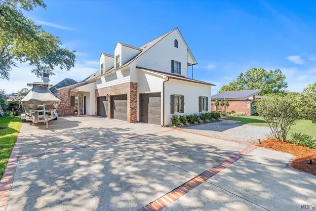 $1,575,000 | 2218 Dove Hollow Drive, Baton Rouge, LA 70809