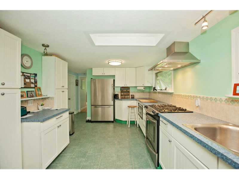 150 Old Bulgarmarsh Road Tiverton, RI 02878 - Photo 7 of 24 Kitchen.