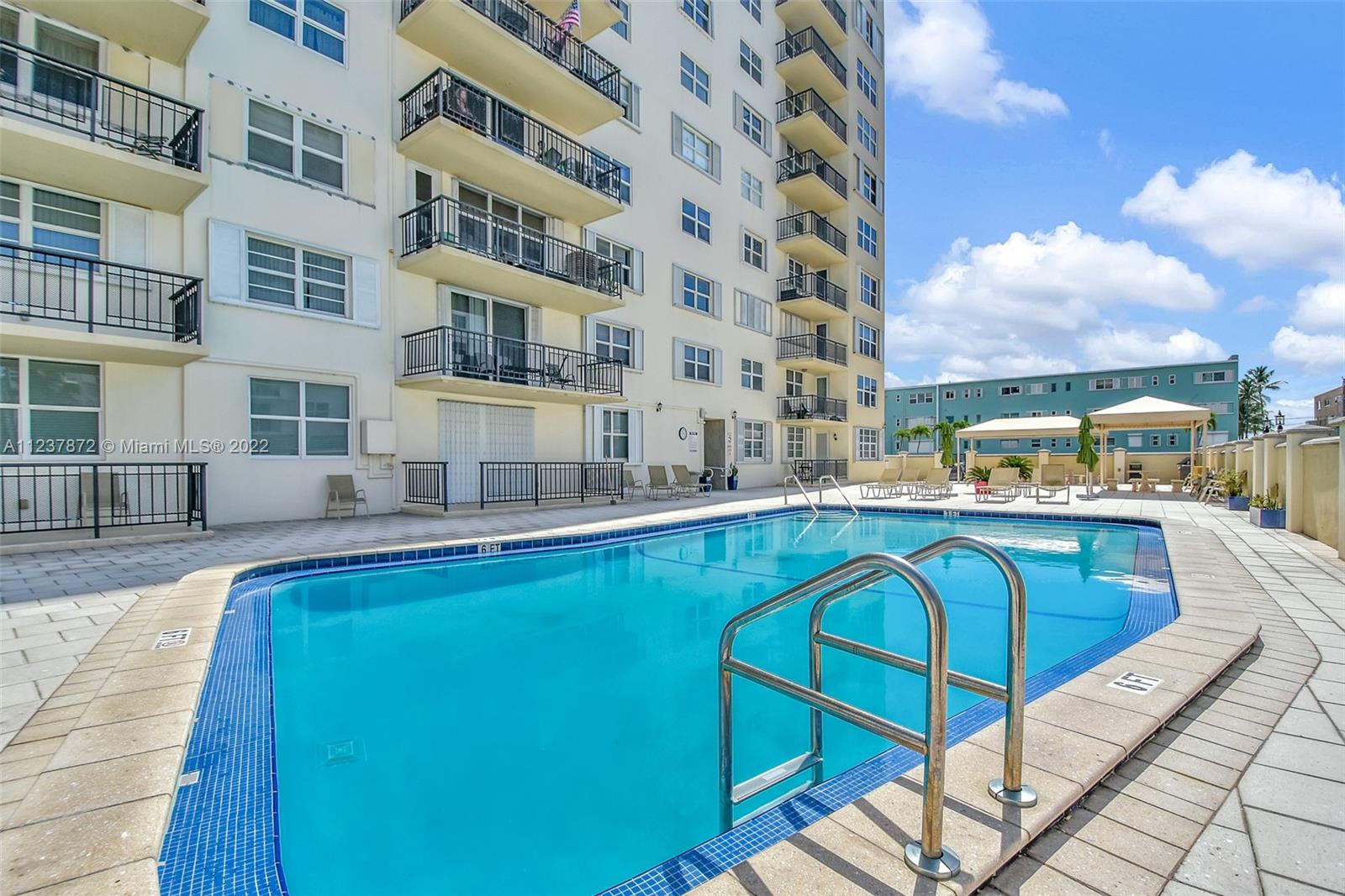 South Central Beach Hollywood, FL 33019 - Photo 28 of 30