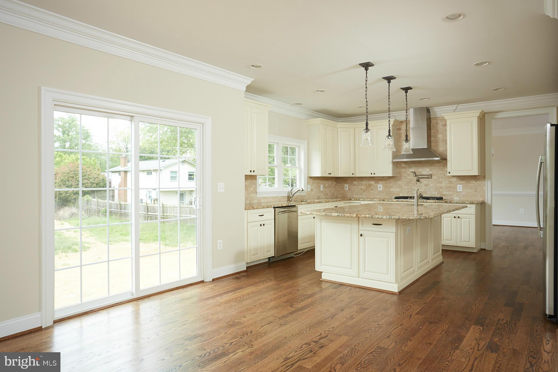 4309 Franconia Road Alexandria, VA 22310 - Photo 12 of 30 Breakfast Area