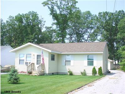 1869 South Brks Road Muskegon, MI 49442 - Photo 1 of 1 Primary Photo