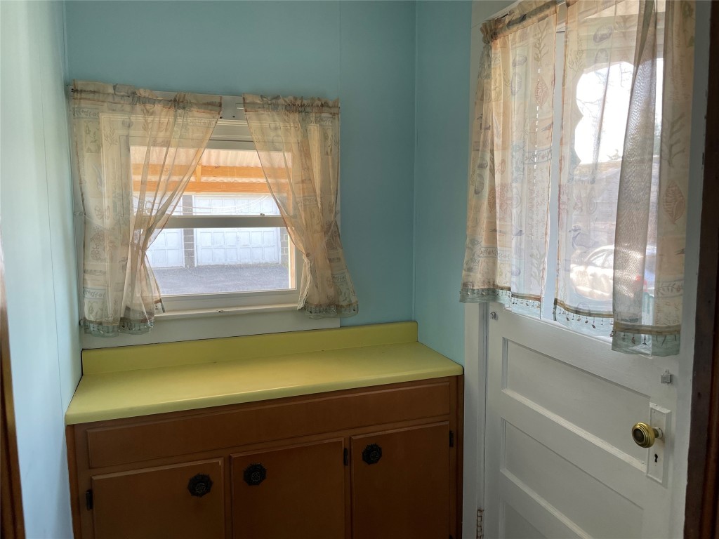 4 Decatur Street Binghamton, NY 13903 - Photo 5 of 22 Gallery Image 5