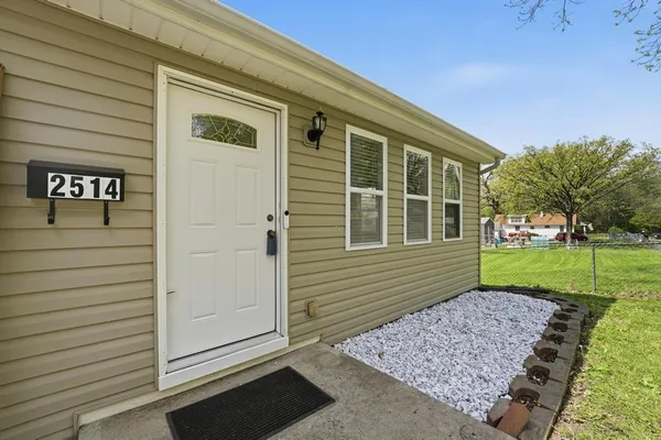 $185,000 | 2514 South Race Avenue, Independence, MO 64052