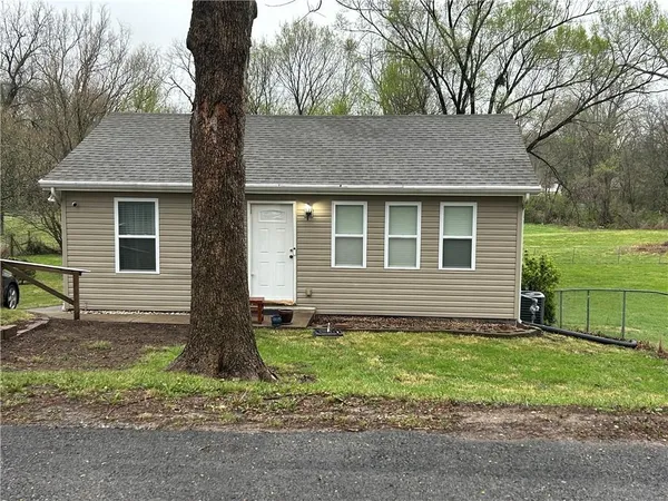 $185,000 | 2514 South Race Avenue, Independence, MO 64052
