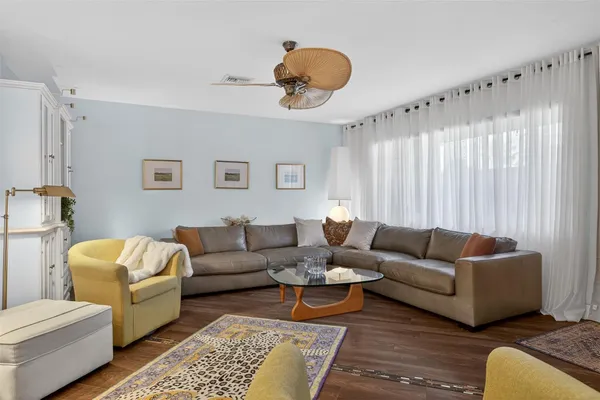 $5,500 | 318 Northeast 26th Street, Wilton Manors, FL 33305