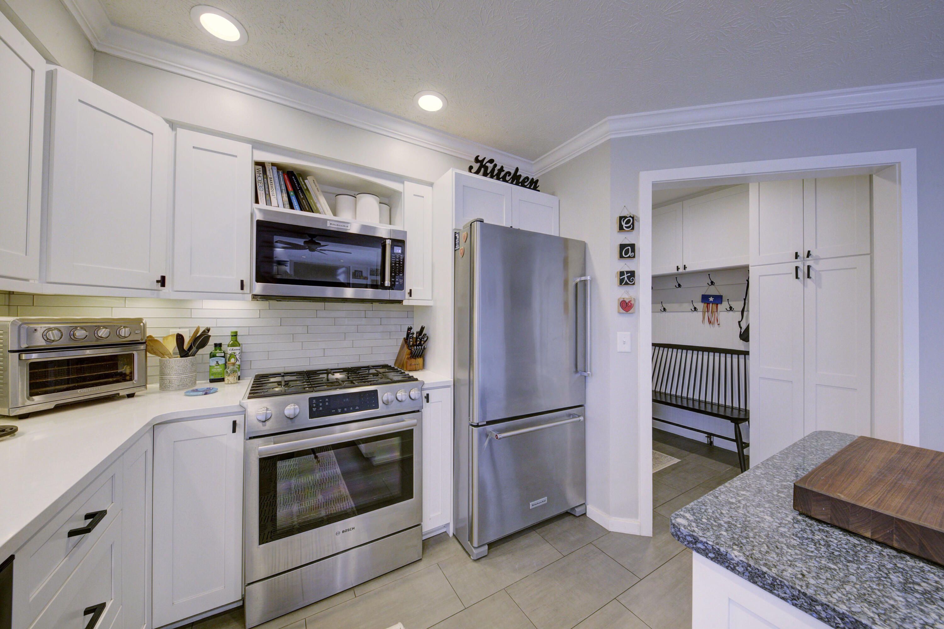 2391 Sunny Ridge Drive Pinckney, MI 48169 - Photo 20 of 71 Fridge