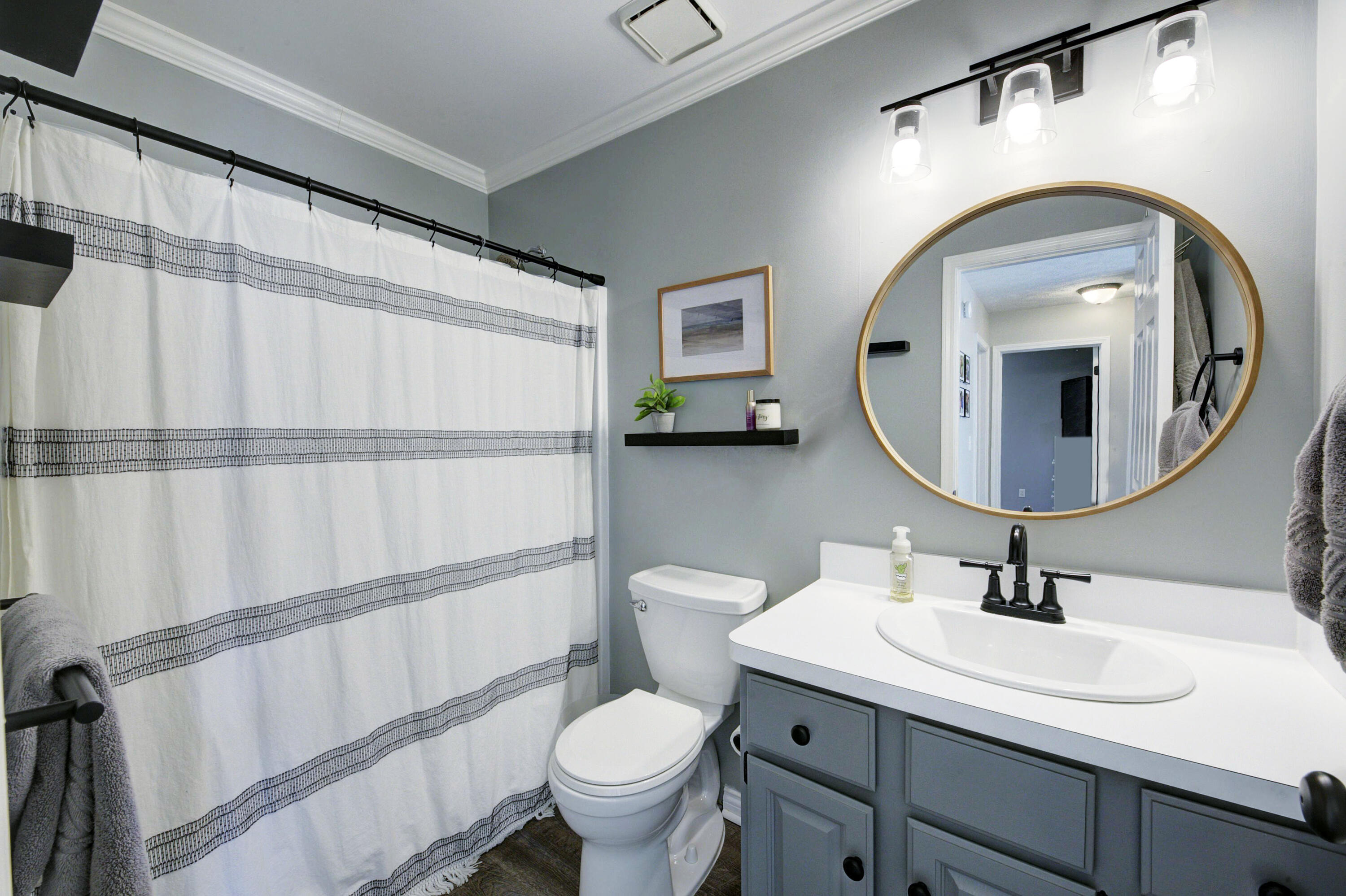 2391 Sunny Ridge Drive Pinckney, MI 48169 - Photo 32 of 71 2nd Full Bath