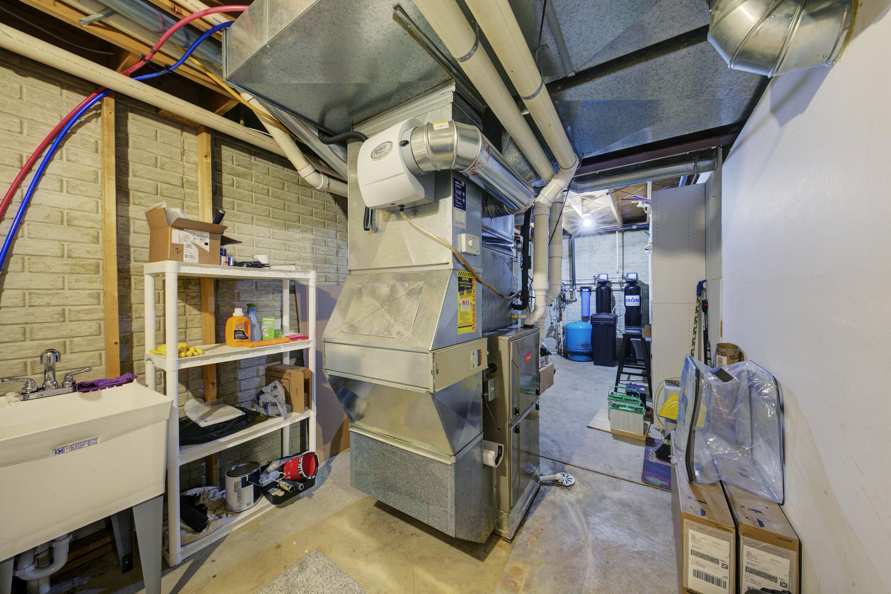 2391 Sunny Ridge Drive Pinckney, MI 48169 - Photo 48 of 71 Furnace