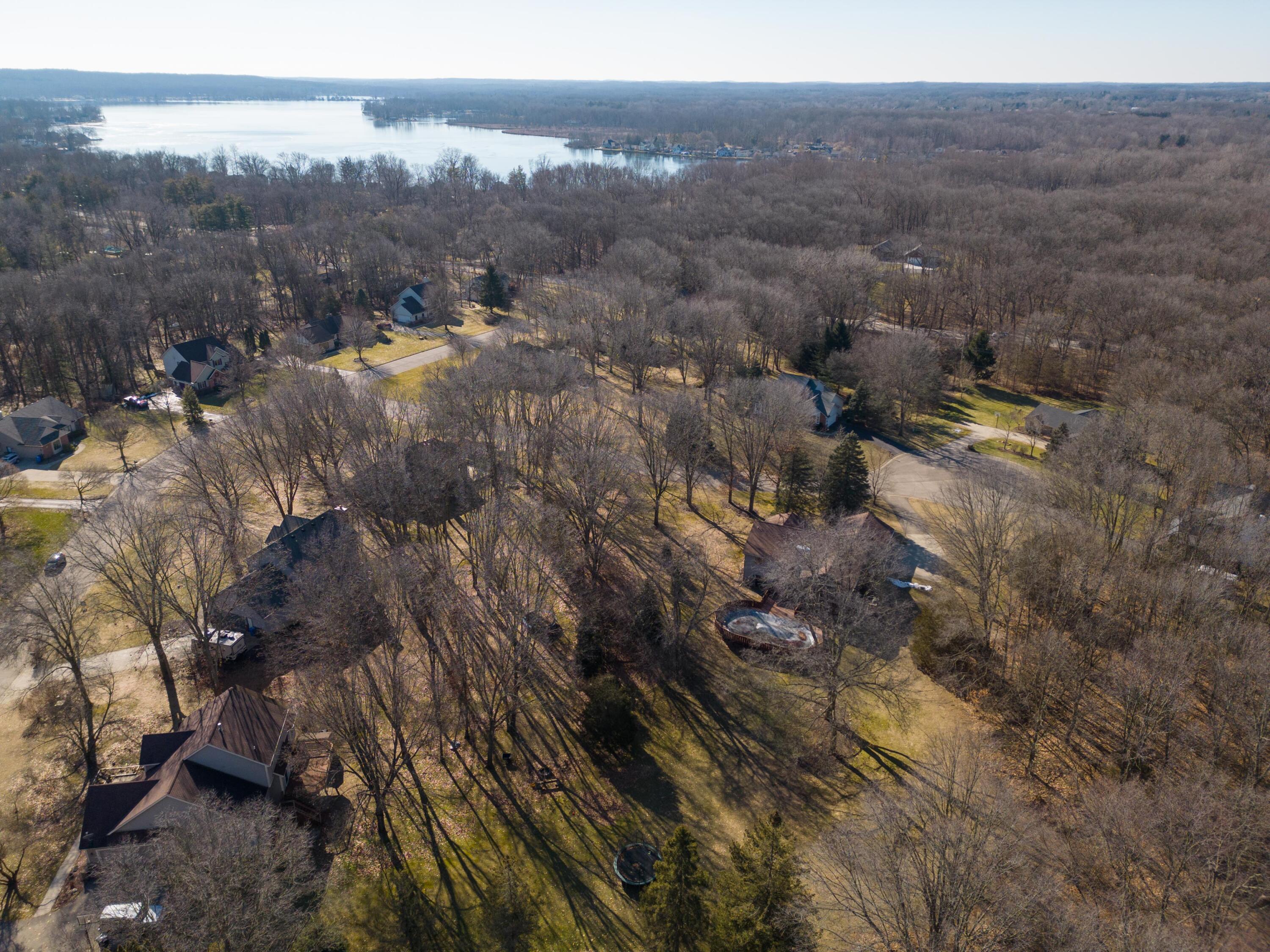 2391 Sunny Ridge Drive Pinckney, MI 48169 - Photo 69 of 71 Portage Lake