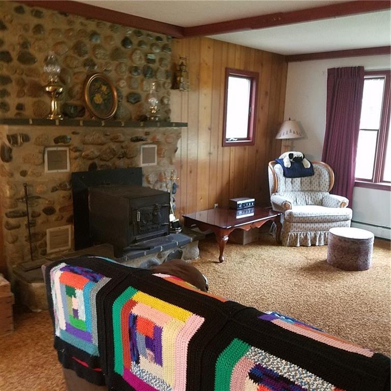 137 Puddledock Road Charleston, ME 04422 - Photo 11 of 31 Living room
