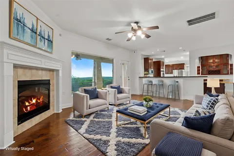 $959,000 | 5724 Brittlyns Court, Austin, TX 78730
