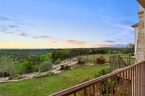 $959,000 | 5724 Brittlyns Court, Austin, TX 78730