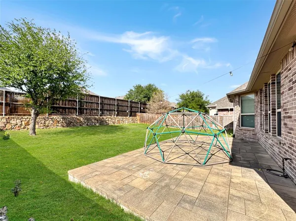 $2,800 | 5212 Fringetree Drive, McKinney, TX 75071