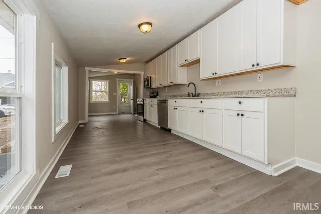 $250,000 | 5124 North Point Park Court, Monticello, IN 47960