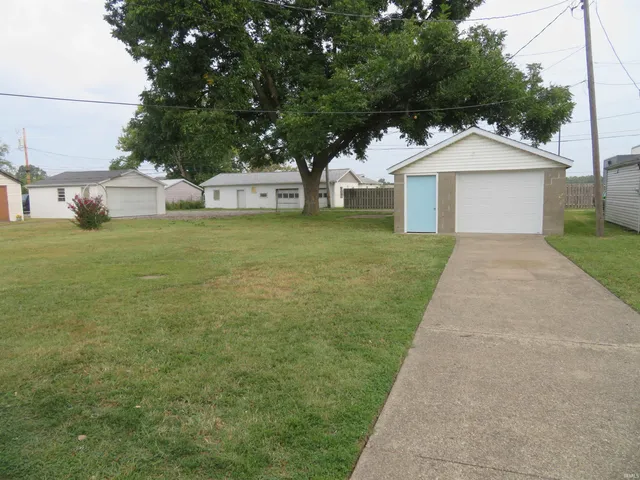 $124,900 | 1235 East 3rd Street, Mount Vernon, IN 47620