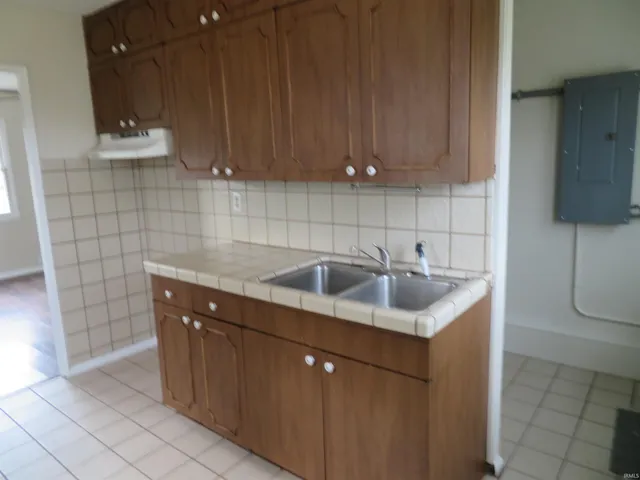 $124,900 | 1235 East 3rd Street, Mount Vernon, IN 47620