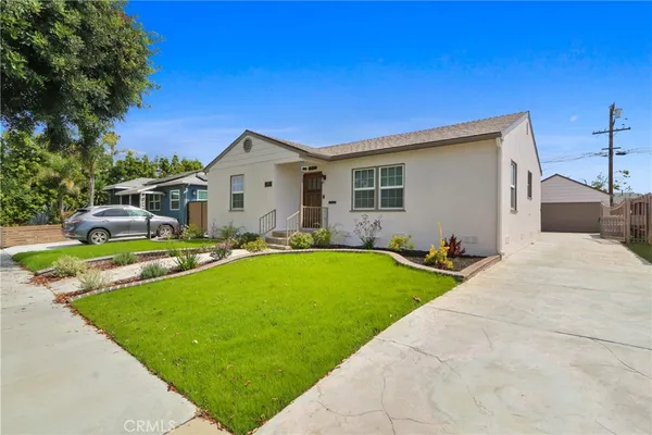 $4,950 | 4232 Walnut Avenue, Long Beach, CA 90807