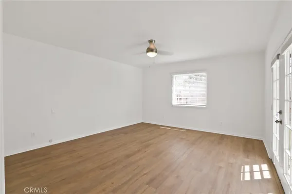 $4,950 | 4232 Walnut Avenue, Long Beach, CA 90807