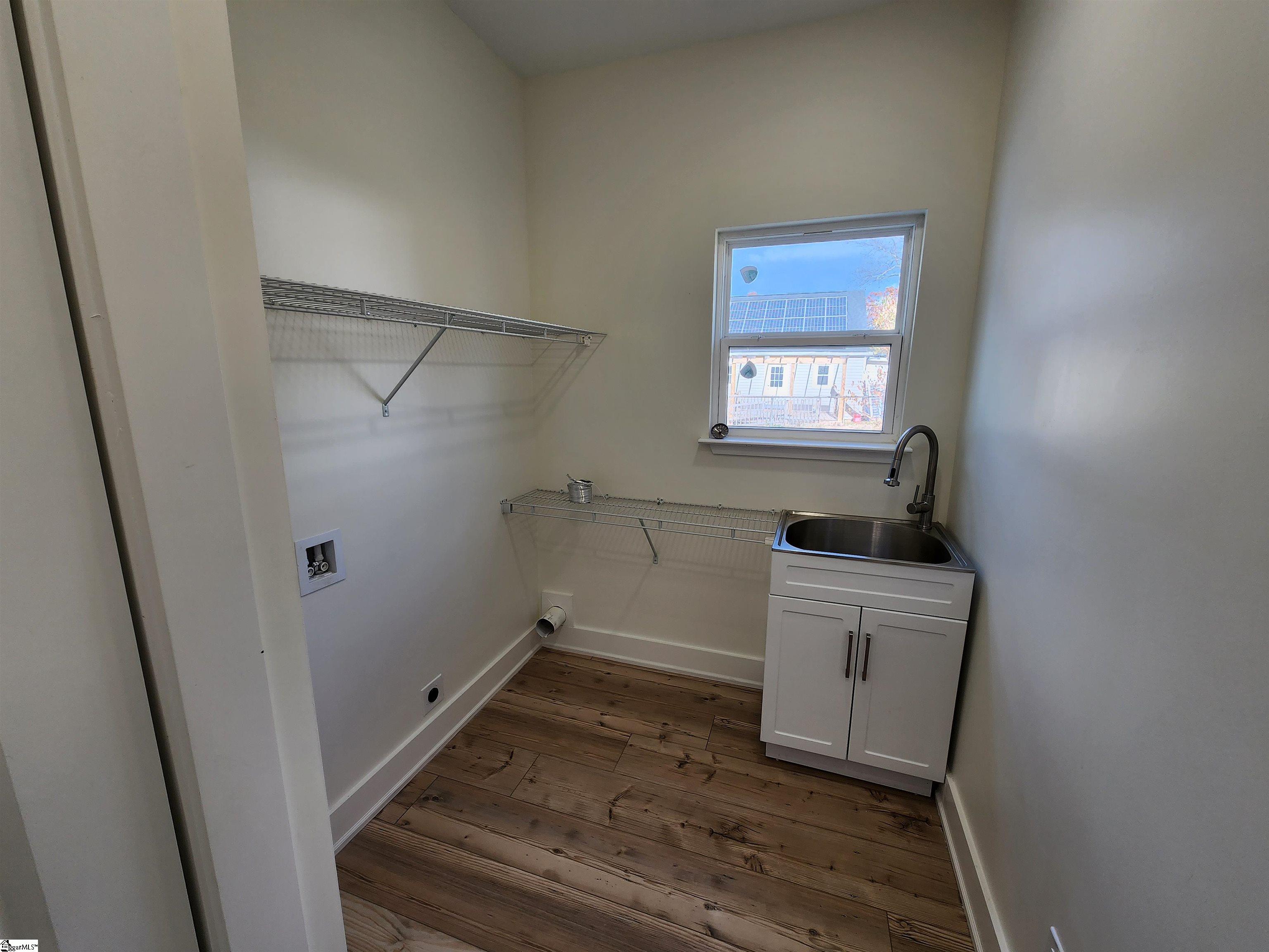 307 Barton Street Easley, SC 29640 - Photo 15 of 27 Gallery Image 15