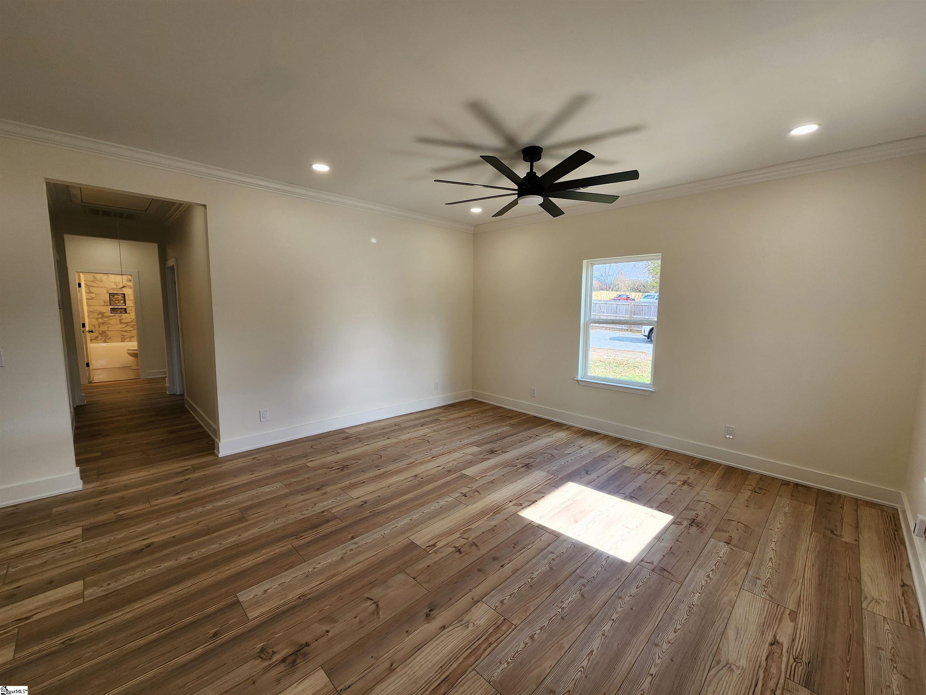 307 Barton Street Easley, SC 29640 - Photo 8 of 27 Gallery Image 8