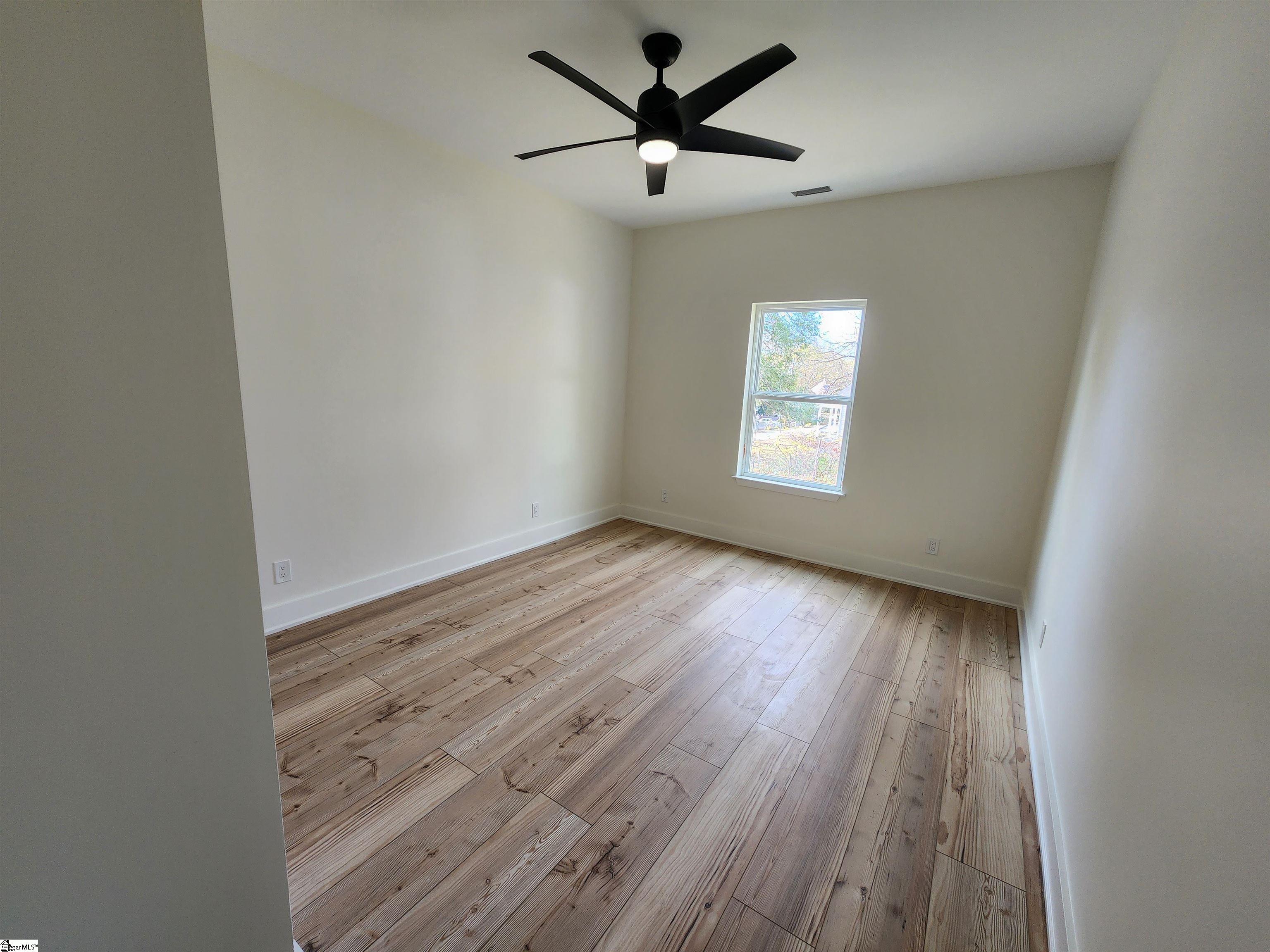 307 Barton Street Easley, SC 29640 - Photo 9 of 27 Gallery Image 9