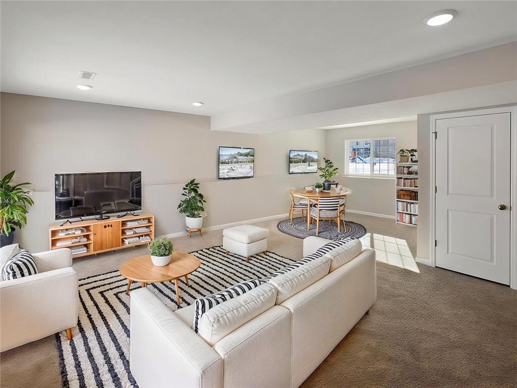 6711 Granby Street North Branch, MN 55056 - Photo 16 of 28