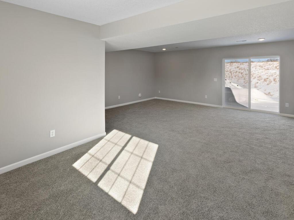 6711 Granby Street North Branch, MN 55056 - Photo 18 of 28