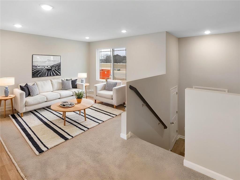 6711 Granby Street North Branch, MN 55056 - Photo 4 of 28