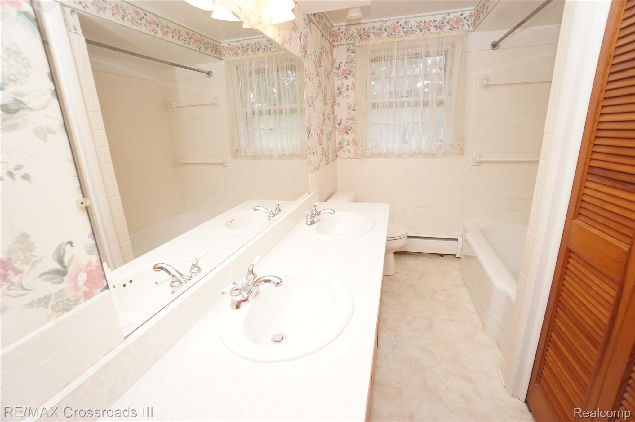 48024 Bemis Road Belleville, MI 48111 - Photo 20 of 34 DSC03867.JPG