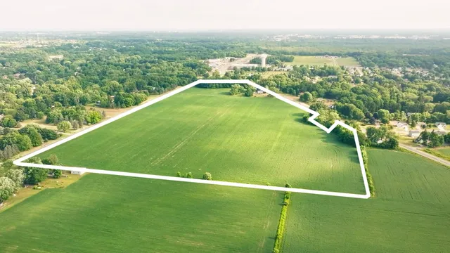 $675,500 | 4605 M-139 Rd Street, St. Joseph, MI 49085