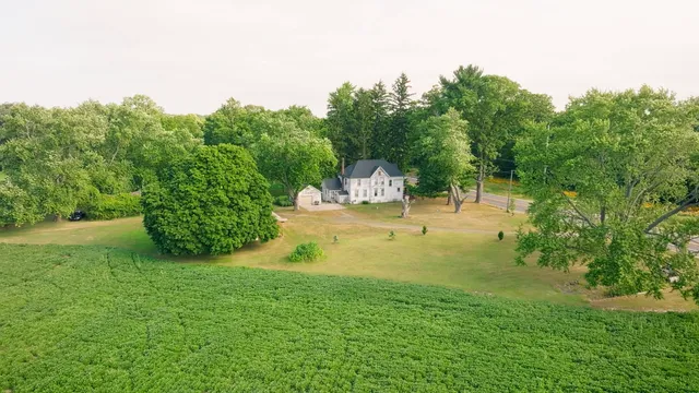 $675,500 | 4605 M-139 Rd Street, St. Joseph, MI 49085