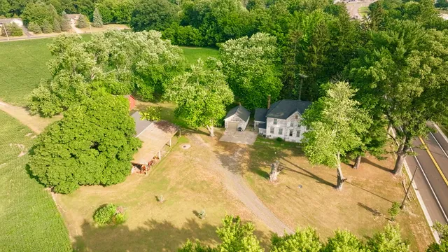 $675,500 | 4605 M-139 Rd Street, St. Joseph, MI 49085