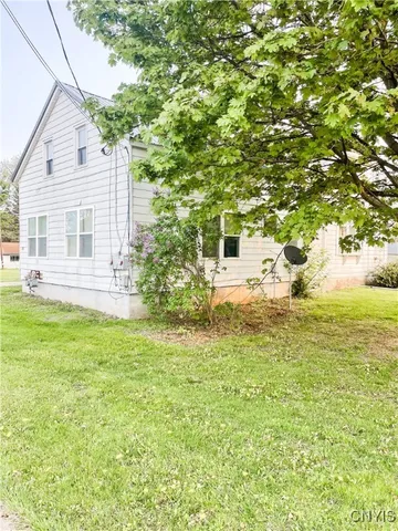 $750 | 5623 Bridge Street, Unit 2, Verona, NY 13478