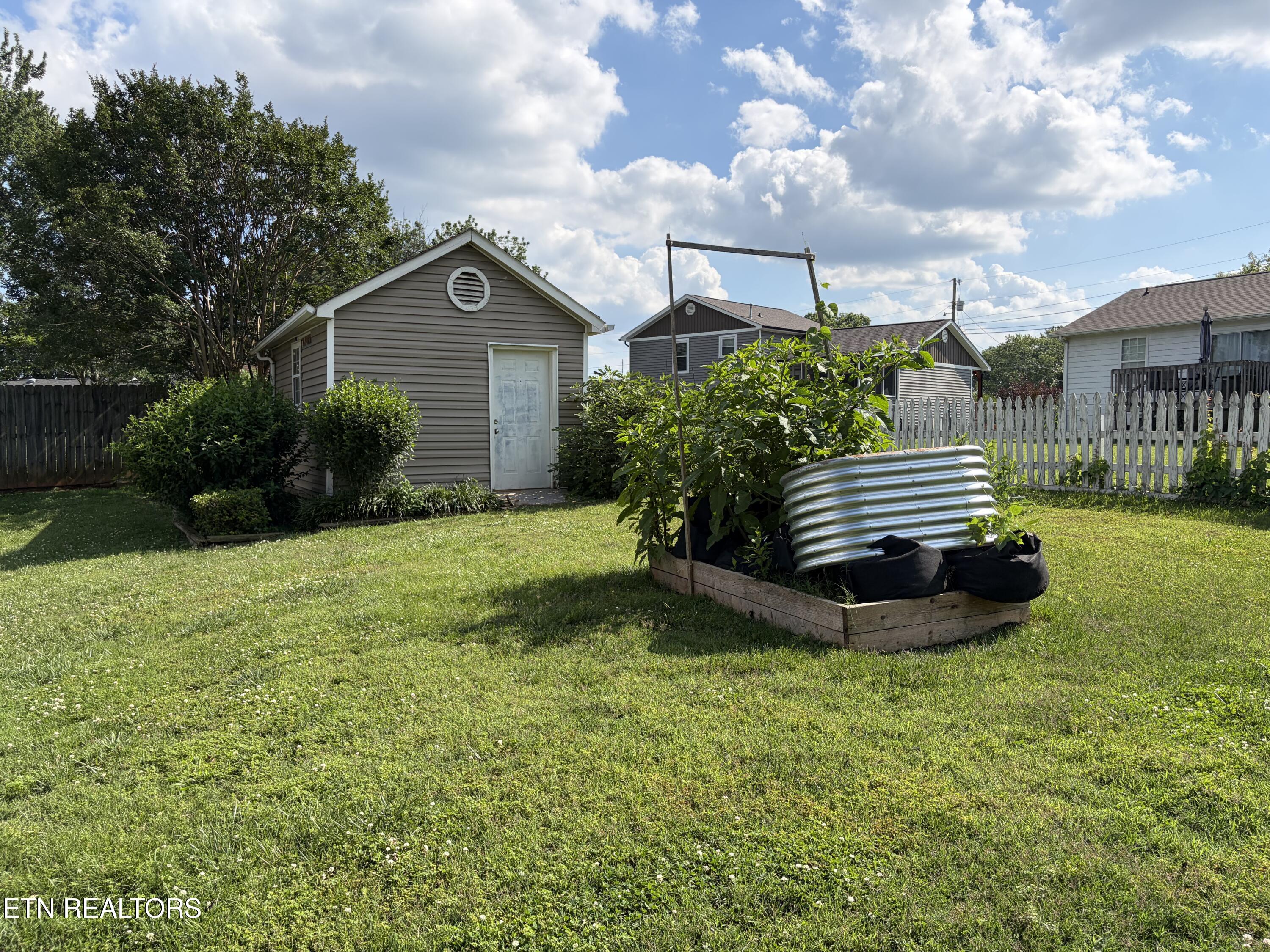 2337 Scanlon Court Powell, TN 37849 - Photo 23 of 26 IMG_8730