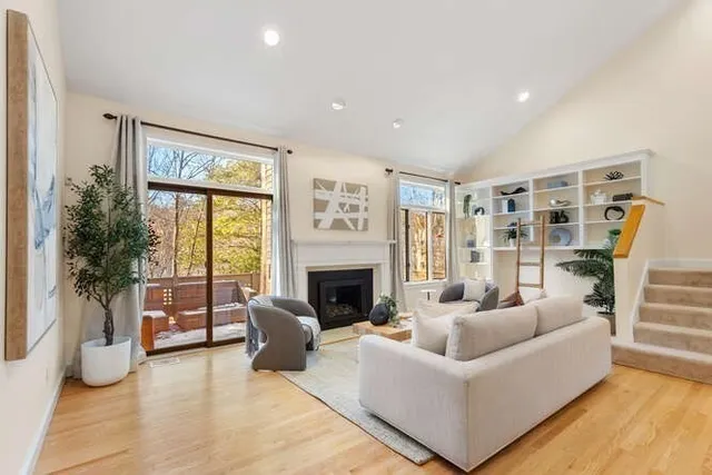 $1,350,000 | 7 Wainwright Road, Unit 15, Winchester, MA 01890