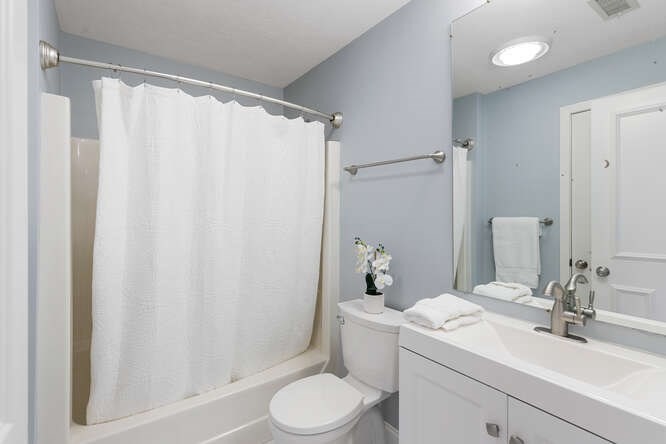 7 Wainwright Road, Unit 15 Winchester, MA 01890 - Photo 25 of 37