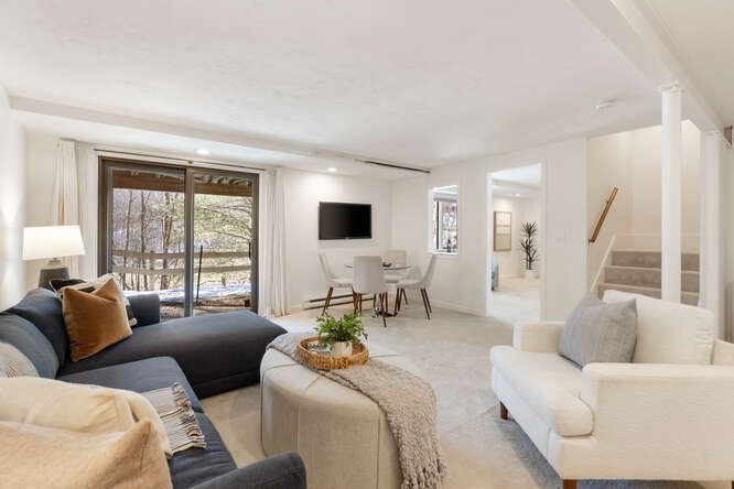 7 Wainwright Road, Unit 15 Winchester, MA 01890 - Photo 27 of 37