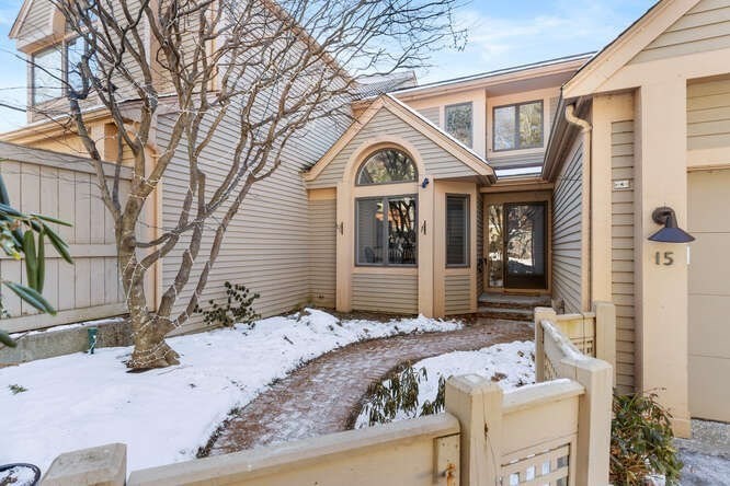 7 Wainwright Road, Unit 15 Winchester, MA 01890 - Photo 37 of 37