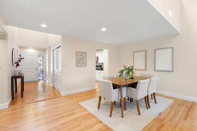 7 Wainwright Road, Unit 15 Winchester, MA 01890 - Photo 10 of 37