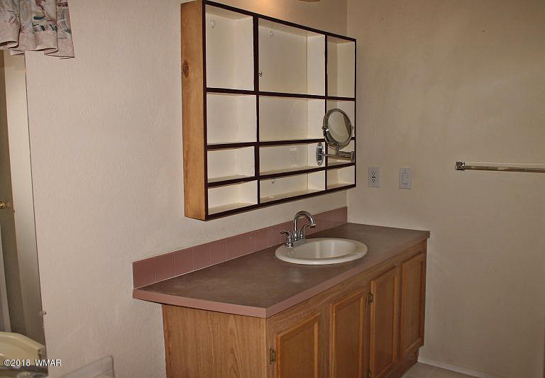 2045 Parker Ranch Road Show Low, AZ 85901 - Photo 21 of 34 Gallery Image 21