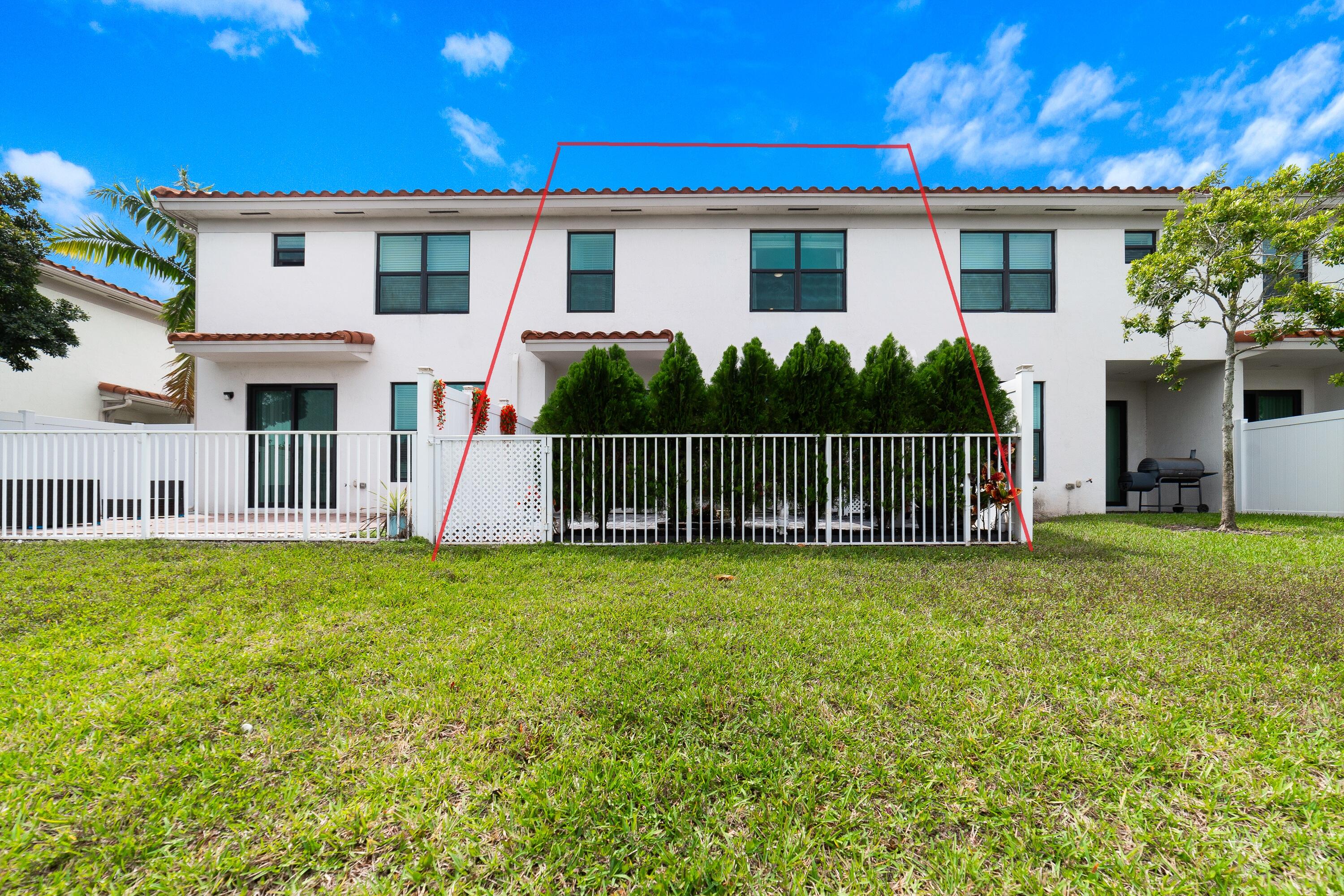 2024 Sugar Maple Drive Riviera Beach, FL 33410 - Photo 31 of 38 DSC00237 v2