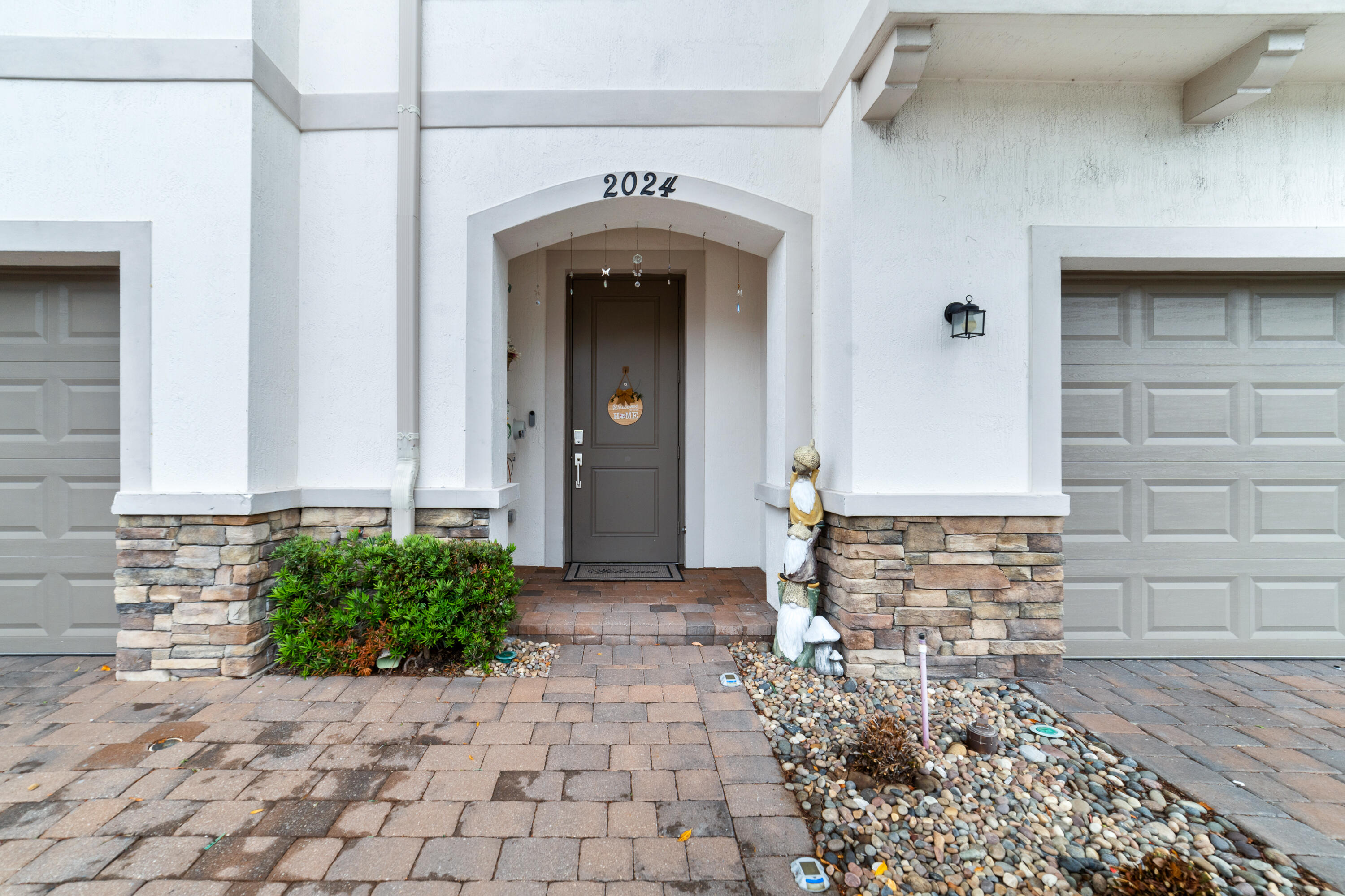 2024 Sugar Maple Drive Riviera Beach, FL 33410 - Photo 4 of 38 DSC0003