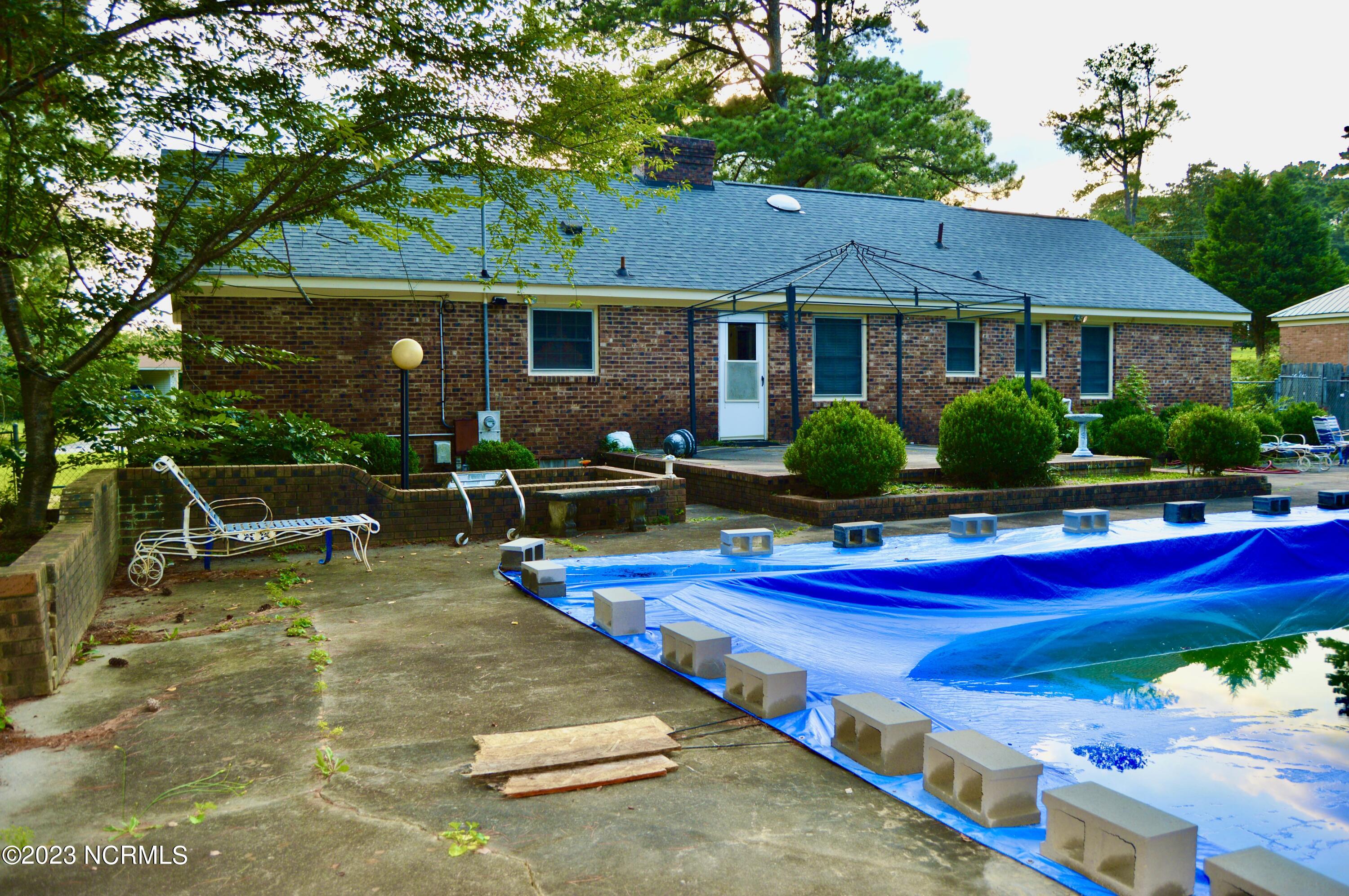 116 Mckinnon Drive Rockingham, NC 28379 - Photo 7 of 25 DSC_0478