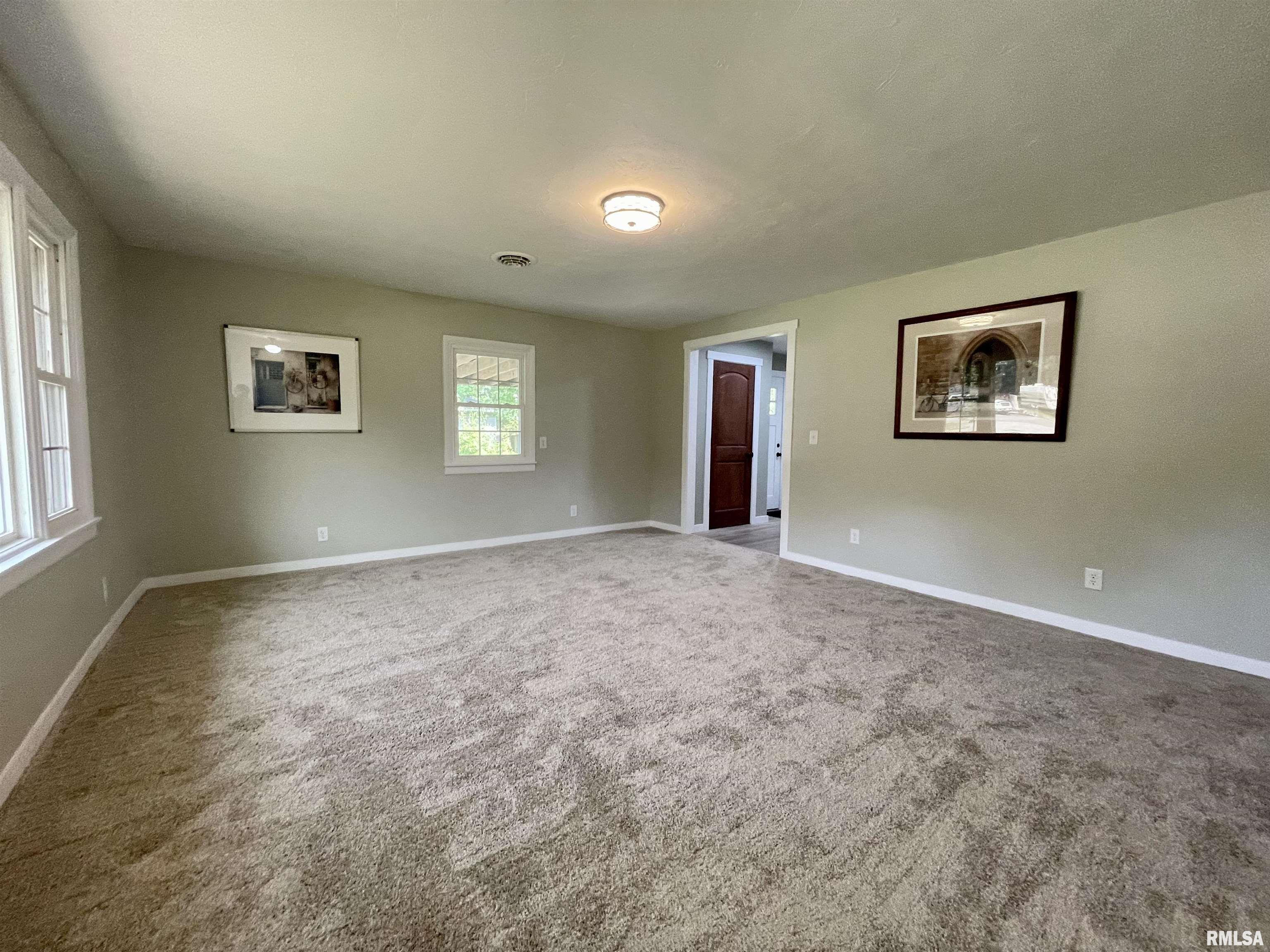880 West Harrison Road Murphysboro, IL 62966 - Photo 3 of 22