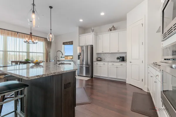 $779,000 | 1442 Somerset Place, Barrington, IL 60010