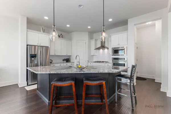 $779,000 | 1442 Somerset Place, Barrington, IL 60010
