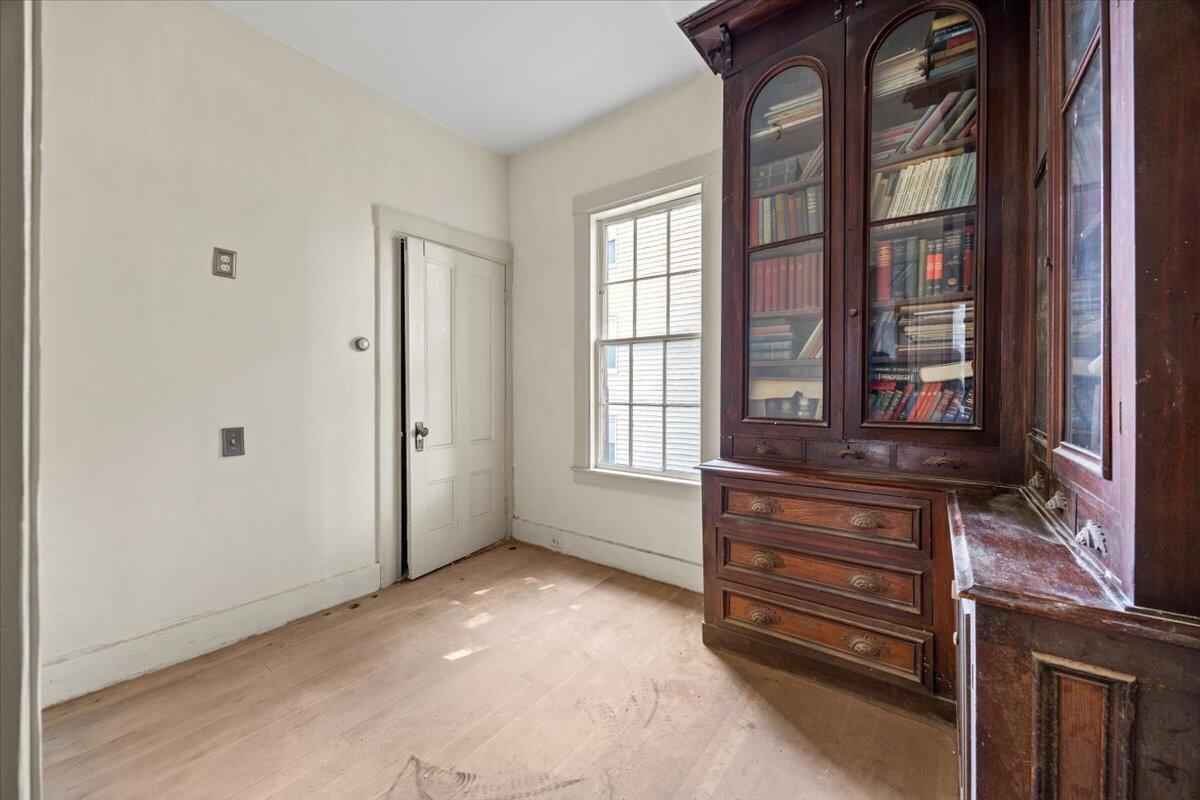 38 Jefferson Street Biddeford, ME 04005 - Photo 8 of 31 12-38 Jefferson-12