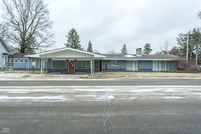 $200,000 | 225 College Drive, Anderson, IN 46012