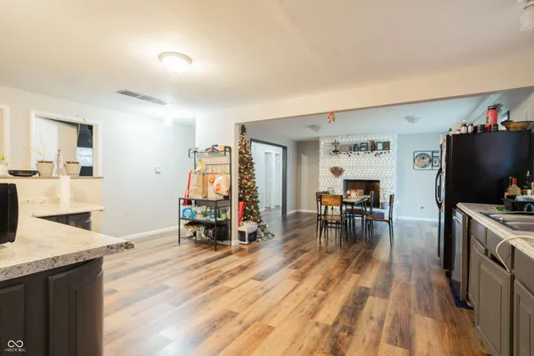 $200,000 | 225 College Drive, Anderson, IN 46012