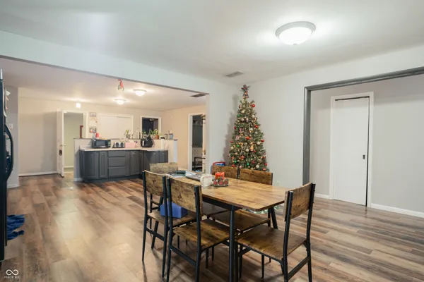 $200,000 | 225 College Drive, Anderson, IN 46012